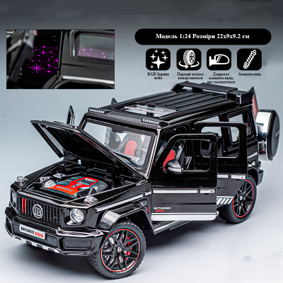 Колекційна модель автомобіля Mercedes-Benz G63 Brabus 800 Black 1:24 на п'єдесталі