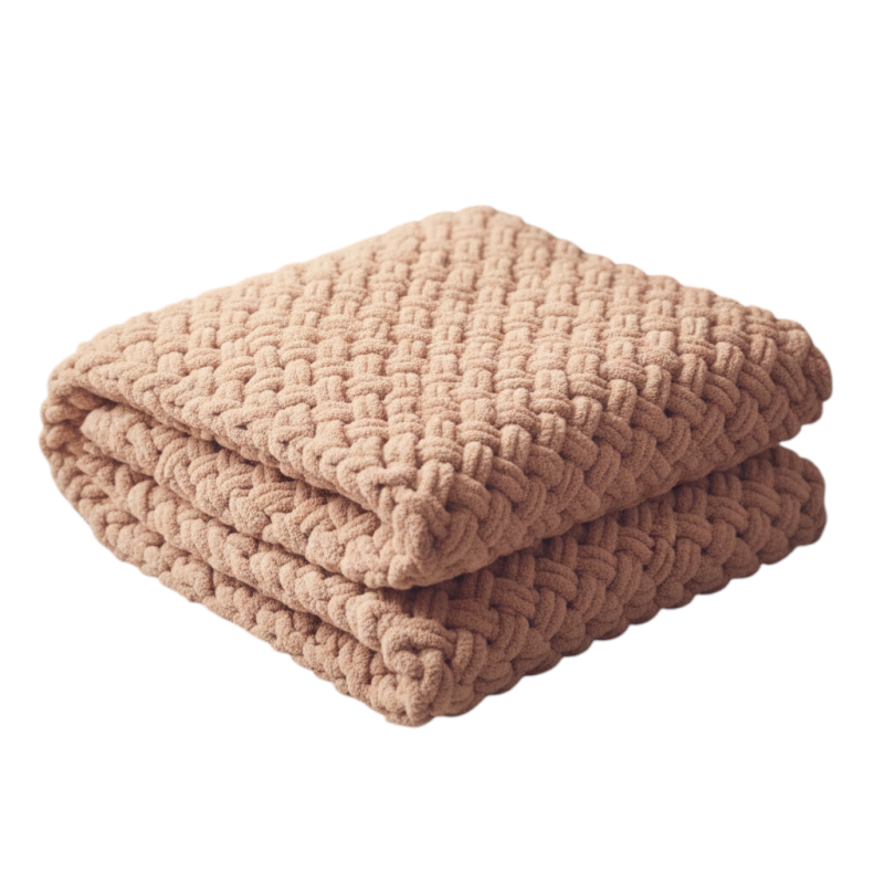 Плед ручной работы плюшевый из пряжи Alize Puffy 120х110 см Бежевый