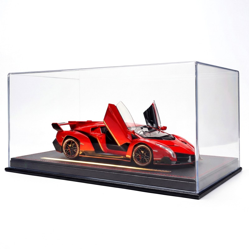 Модель автомобіля Lamborghini Veneno 1:24 з підсвіткою та функціональними деталями на п'єдесталі